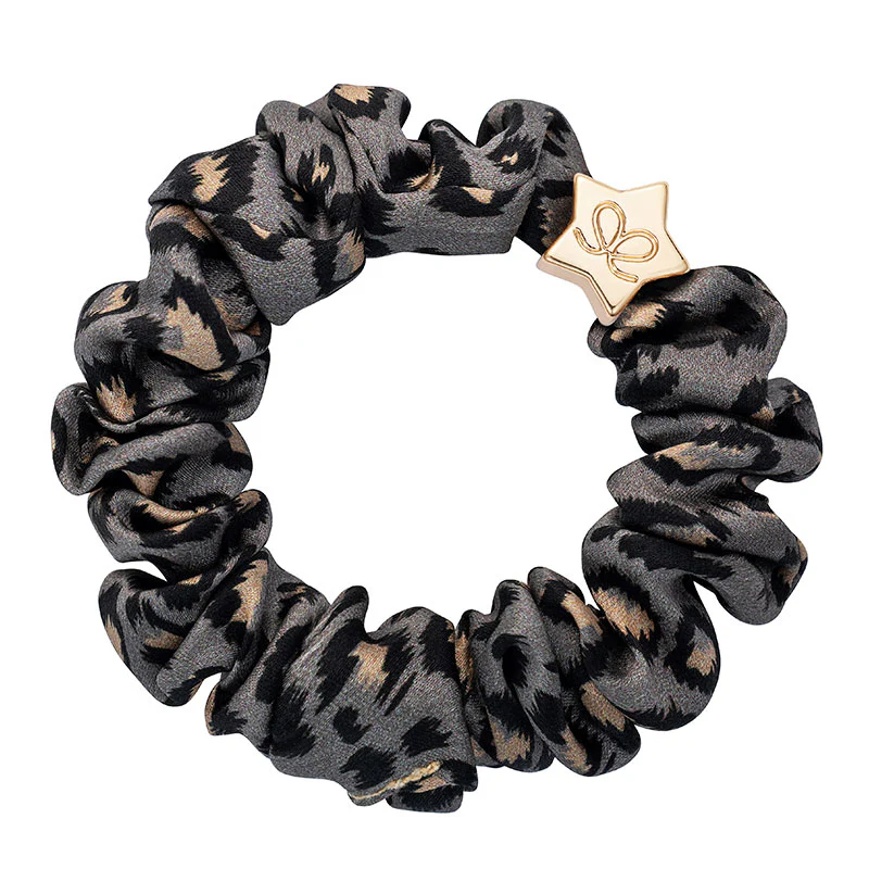 by Eloise Silk Scrunchie · Grey Leopard · Haargummi    