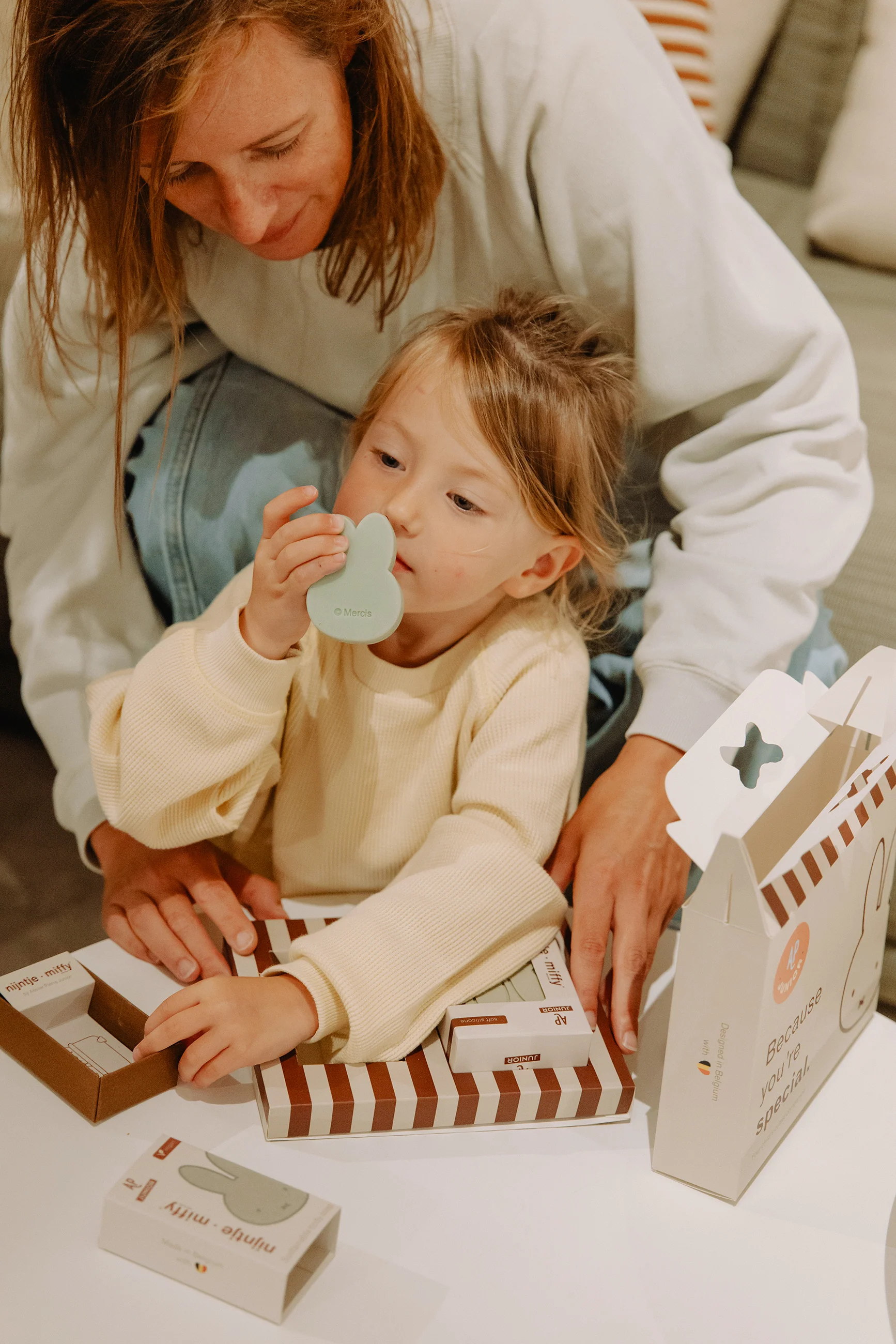 Atelier Pierre Miffy Seife und Seifendose mit Geschenkverpackung - Sand