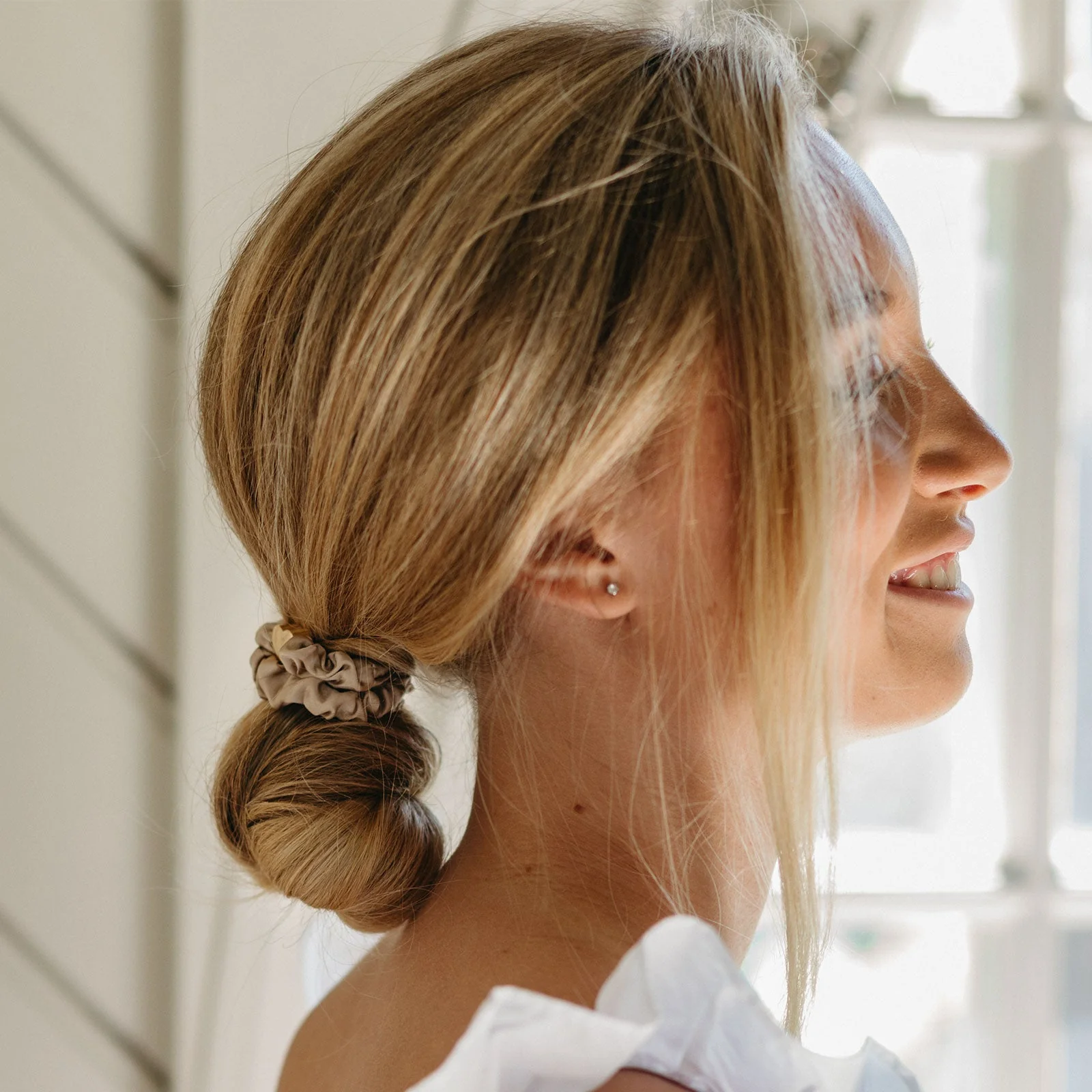 by Eloise Silk Scrunchie · Leopard · Haargummi  